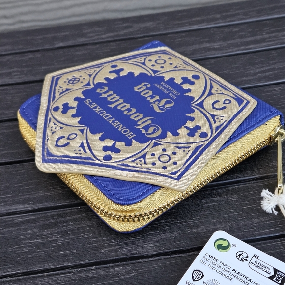 Loungefly Harry Potter Wallet Honeydukes Coin Purse Frog Chocolate Zip Organizer - Picture 5 of 12